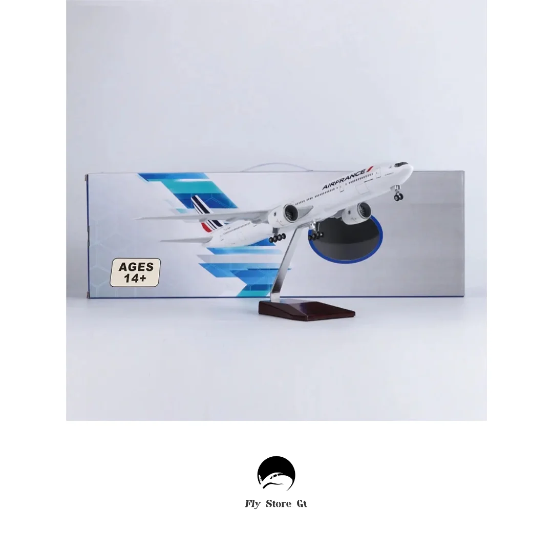 AVION ESCALA B777 AIR FRANCE 42-47CM