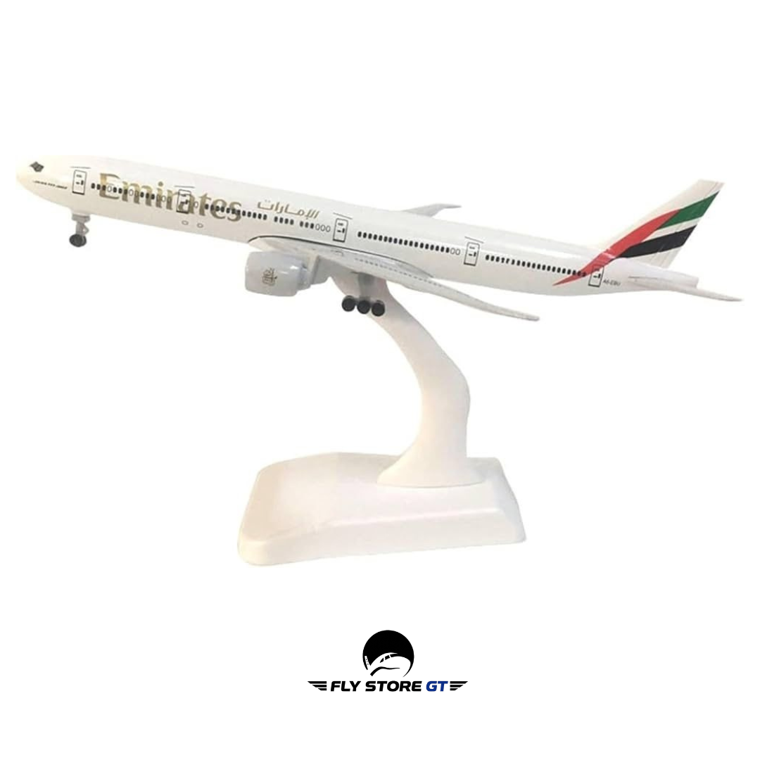 Emirates B777 20 cm